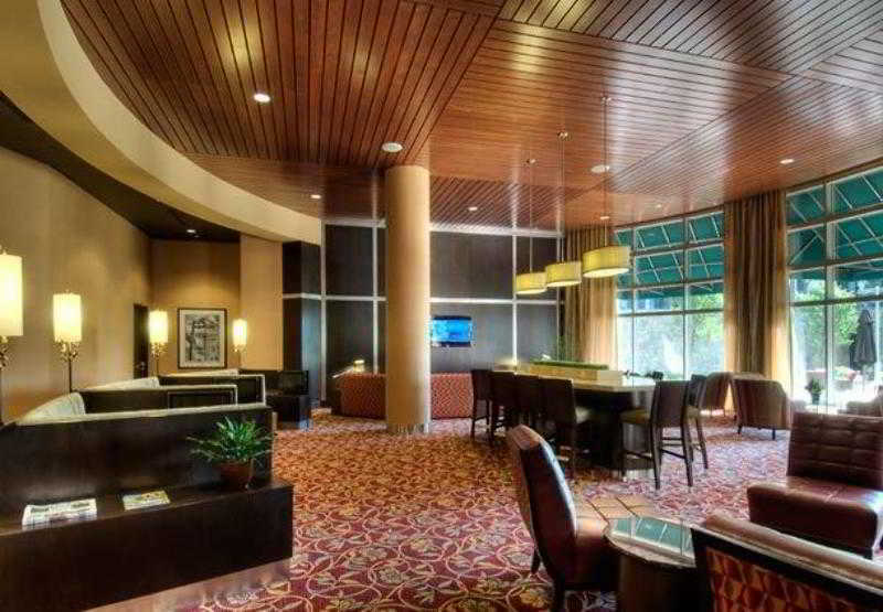 Courtyard By Marriott Greenville Downtown Εξωτερικό φωτογραφία